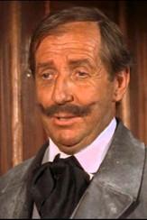 John Stacy fotoğrafı