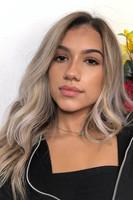 Azra Mian fotoğrafı