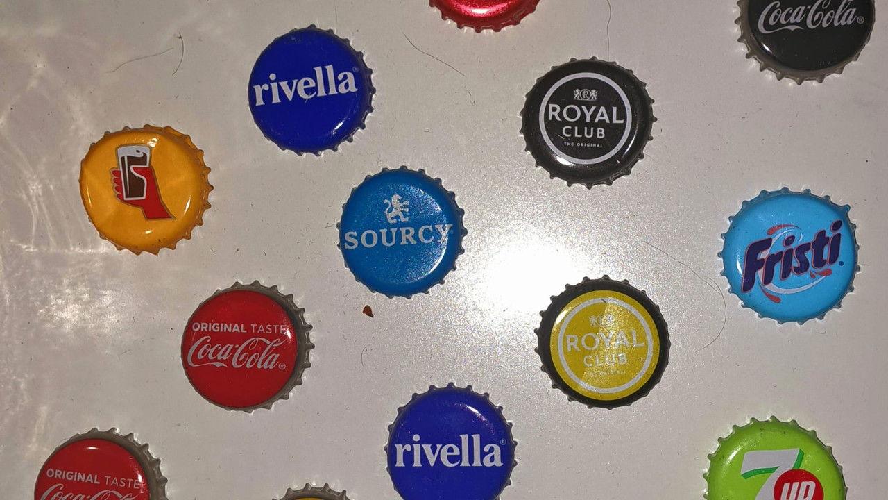 i love bottle caps backdrop