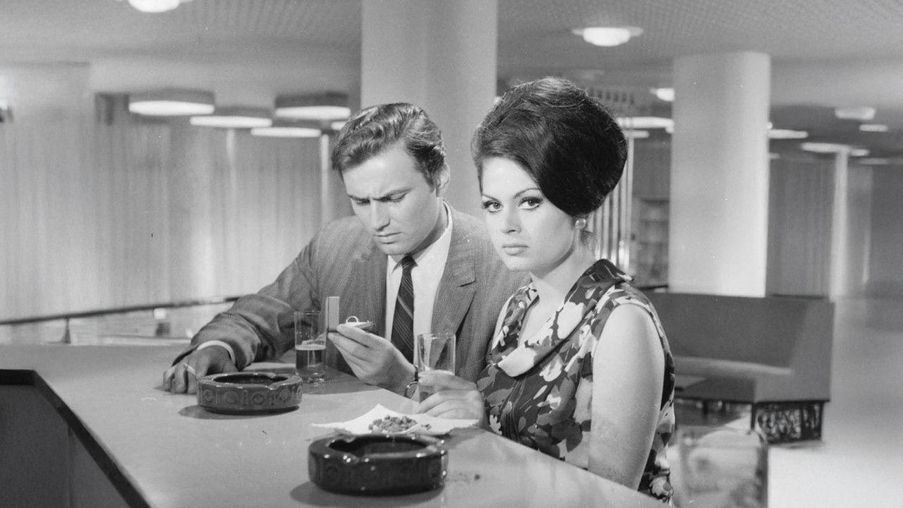 Seven Kadın Unutmaz backdrop