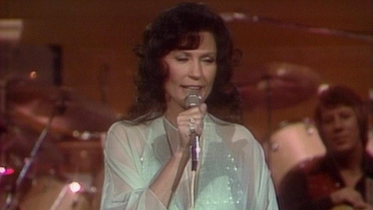Loretta Lynn - You're Looking at Country backdrop