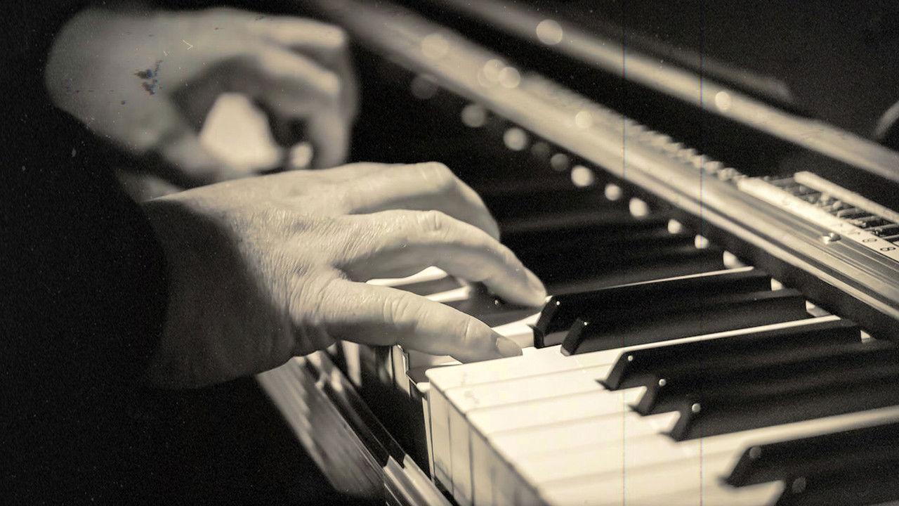 Qui êtes vous Mr. Iguerbouchène ? backdrop