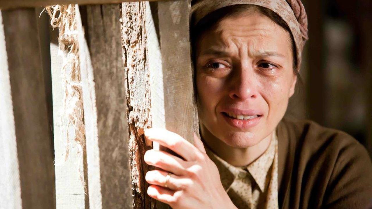 Halima's Path backdrop