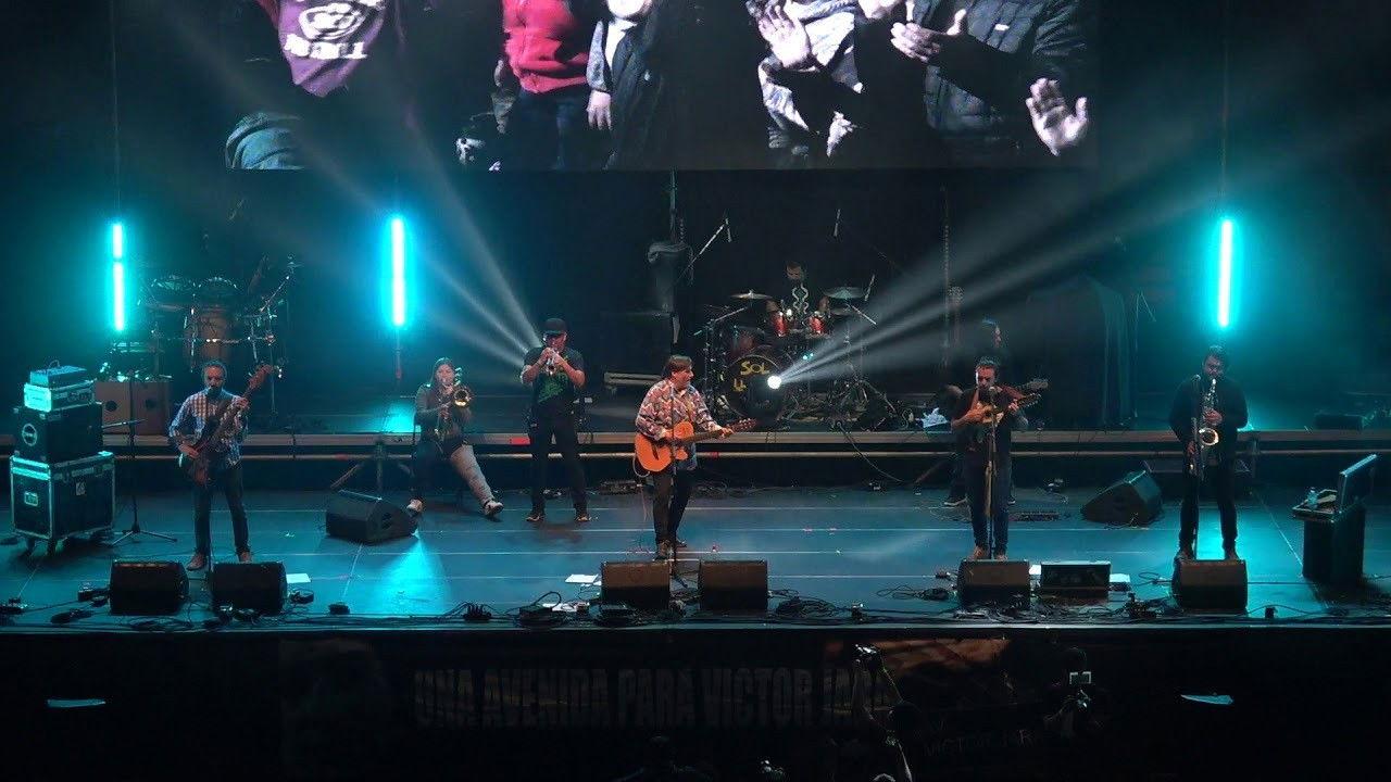 Sol y Lluvia - Estadio Victor Jara backdrop