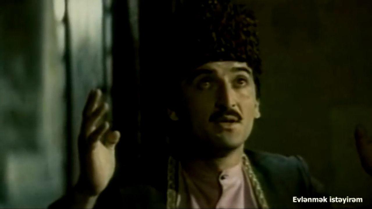 I Want to Get Married backdrop