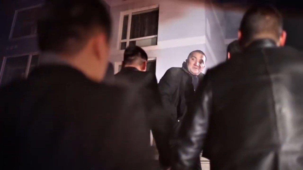 Big Fish - Cleaning backdrop