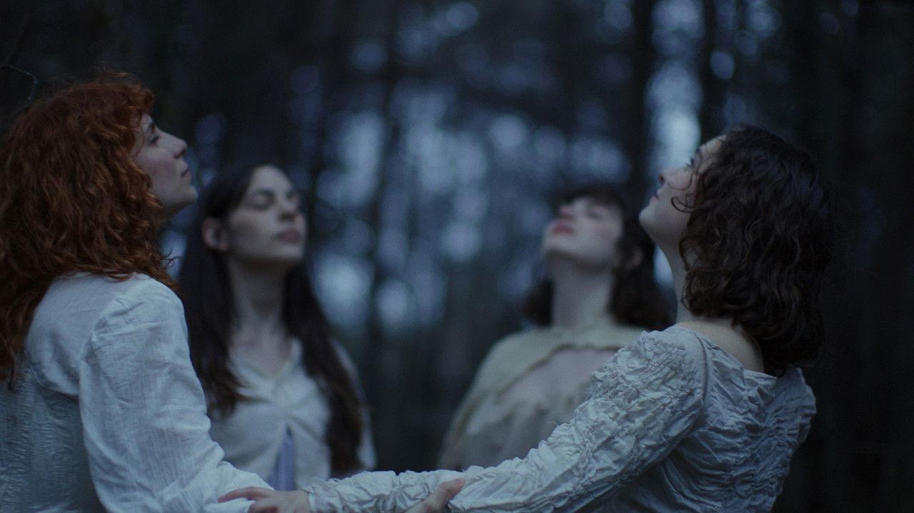 Sacra Lunaria backdrop