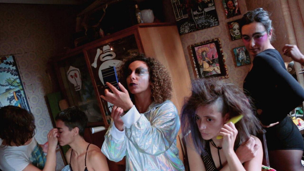 Danza combate backdrop