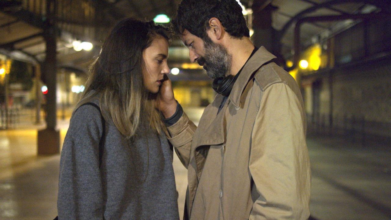 Al massimo ribasso backdrop