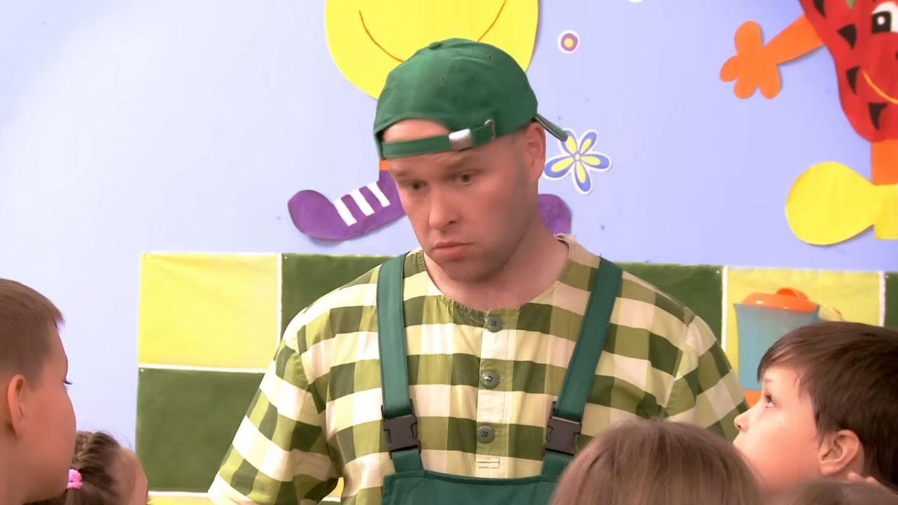 Singing Land 3 backdrop