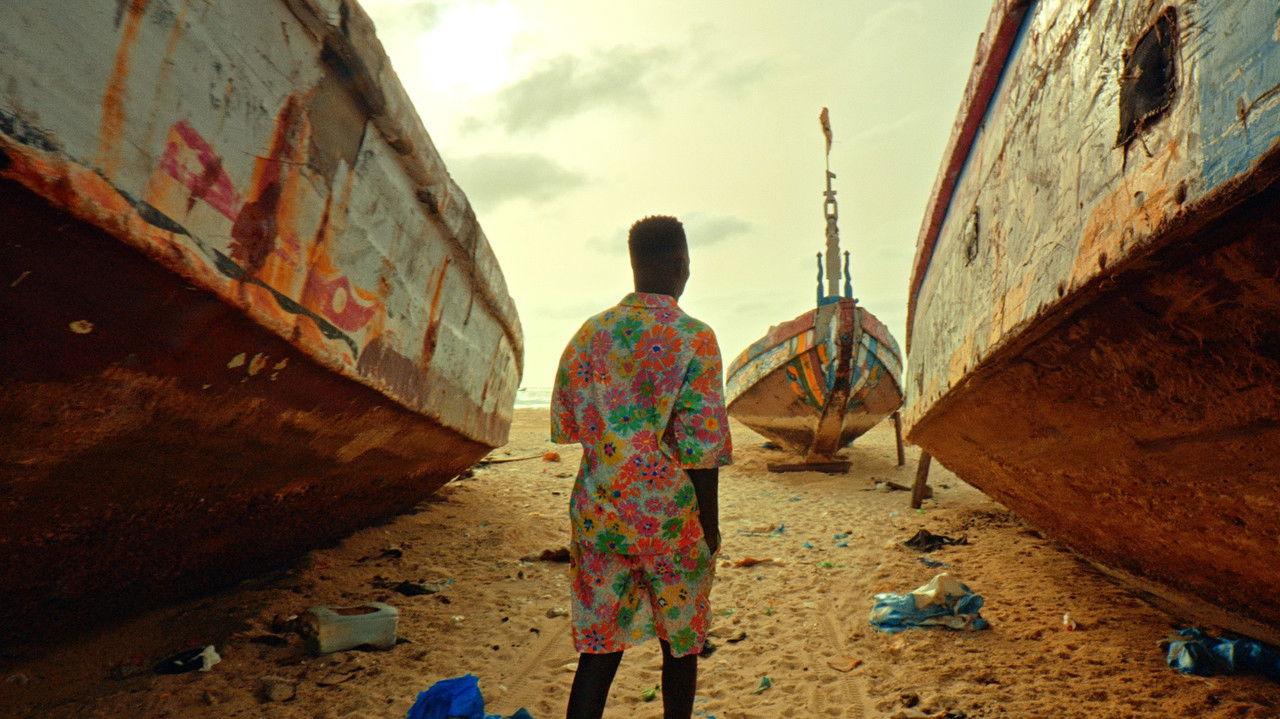 Los Cayucos de Kayar backdrop