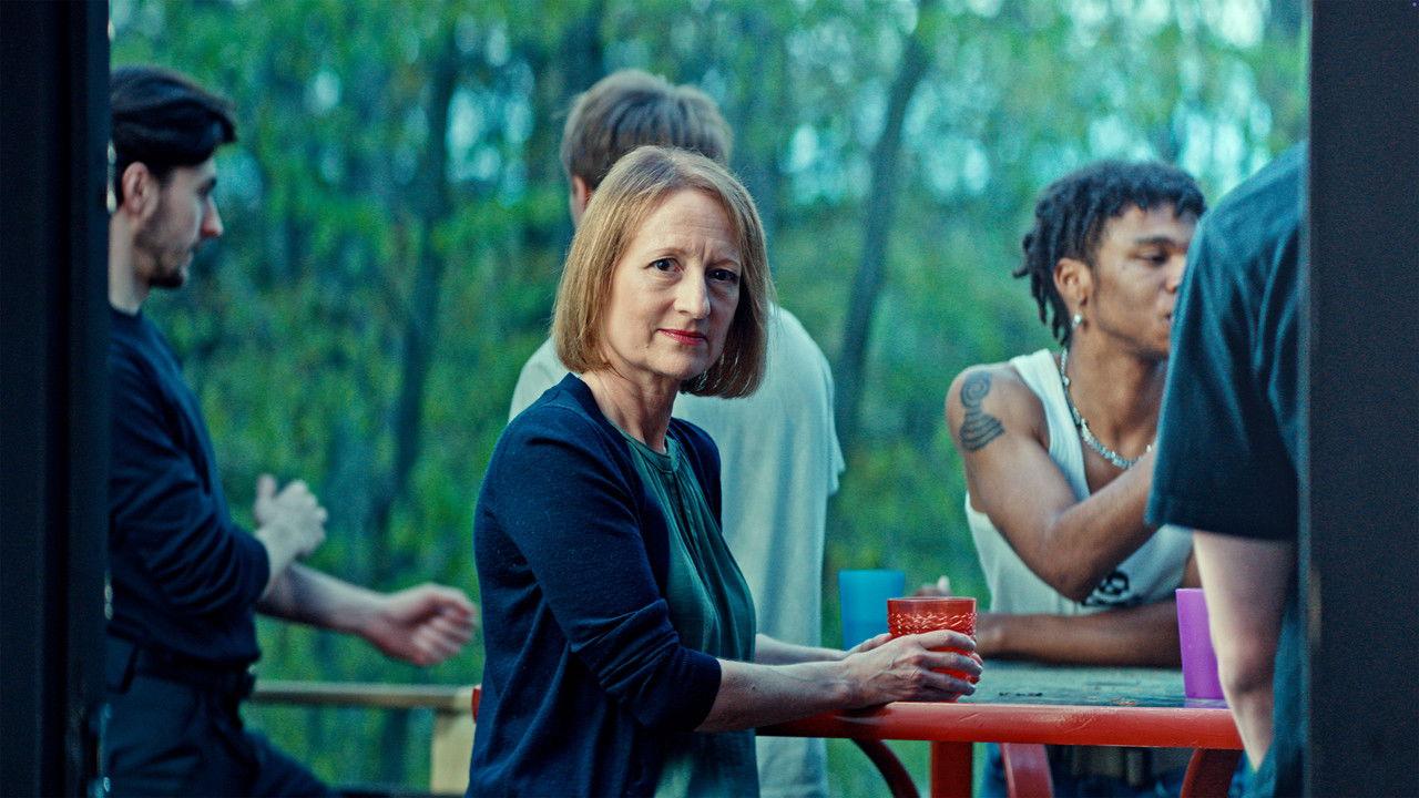 Mother Knows Best backdrop