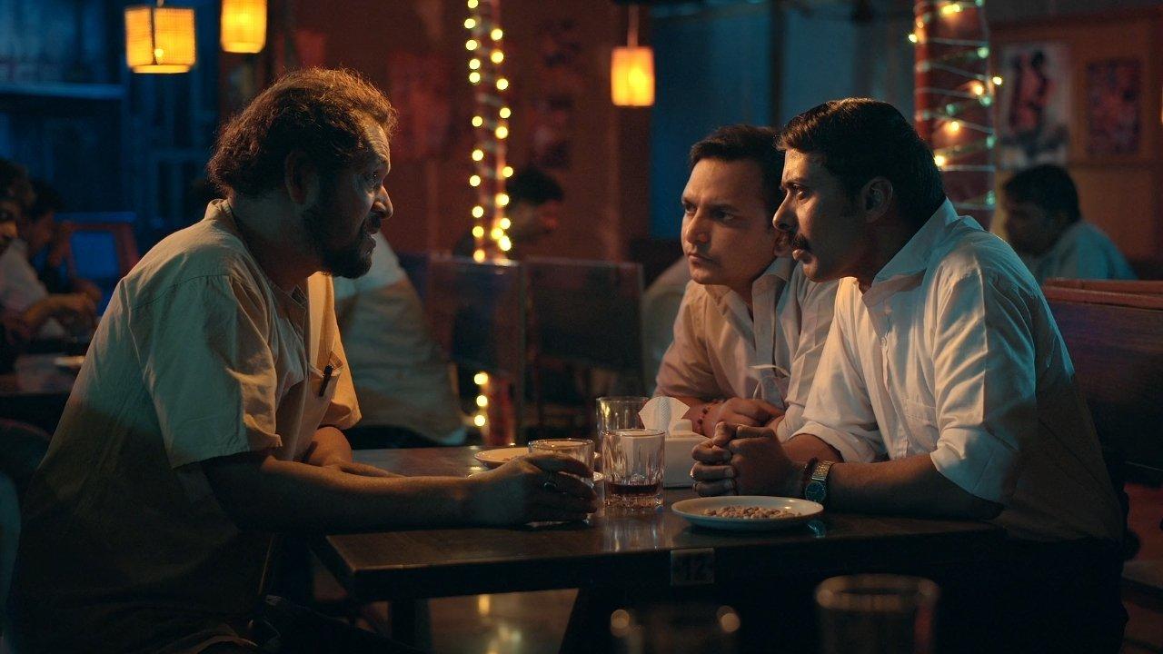 Mukesh Jasoos backdrop