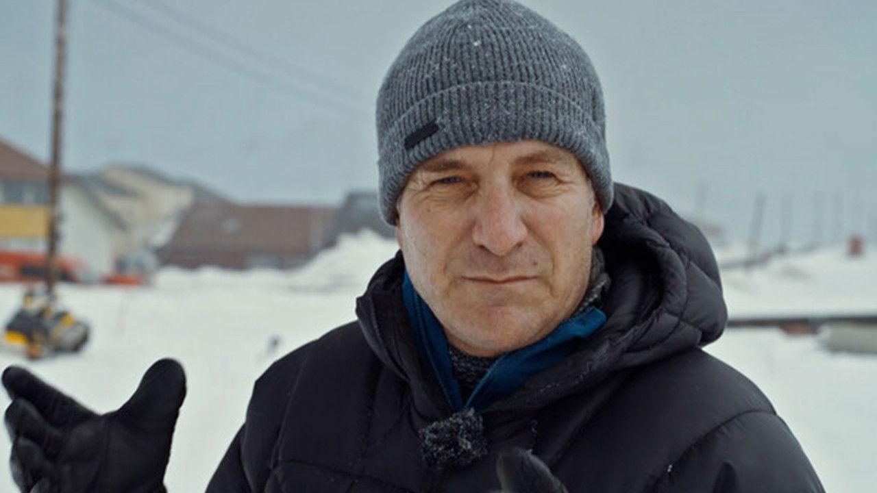 Till the edge: Kushmaro in the land of ice backdrop