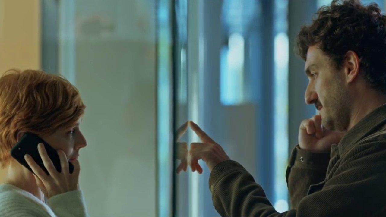 A quien dices amar backdrop