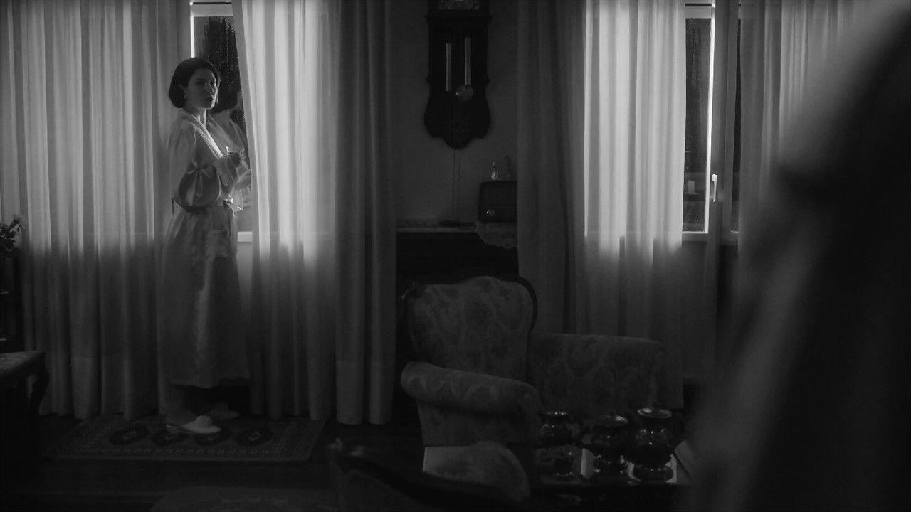 Deadly Draw backdrop