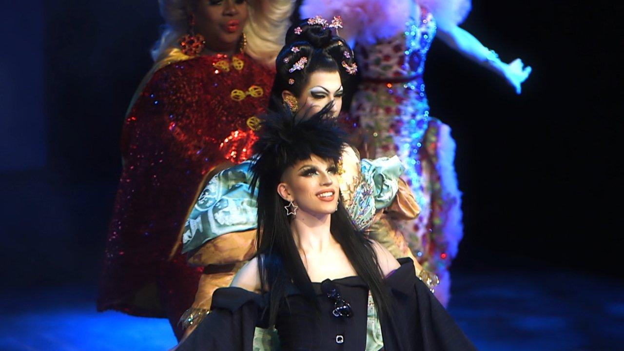 Werq the World backdrop