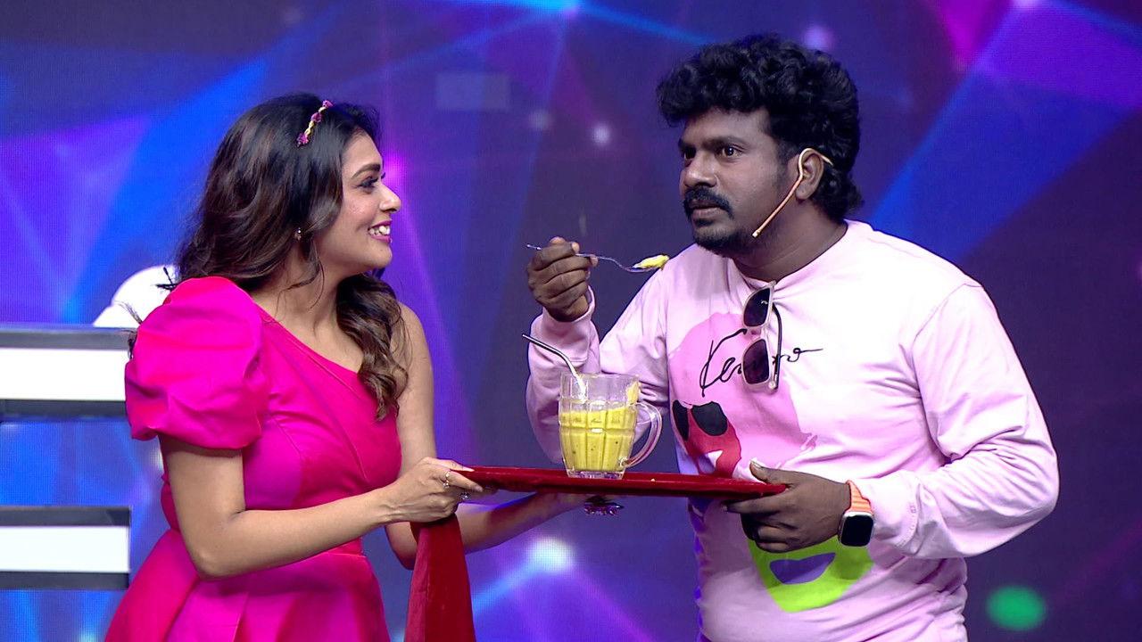 Who'll Taste the Weirdest Food?