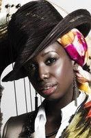 Brandee Younger fotoğrafı