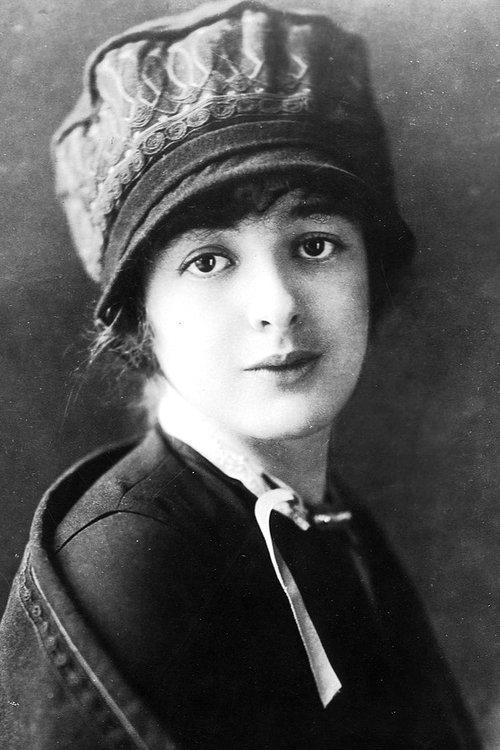 Winifred Allen fotoğrafı