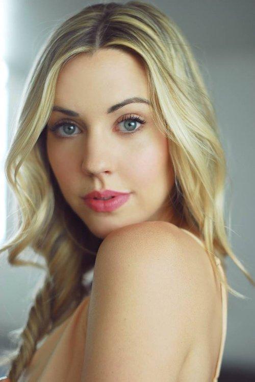 Samantha Cope fotoğrafı