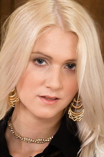 Ashley Love fotoğrafı