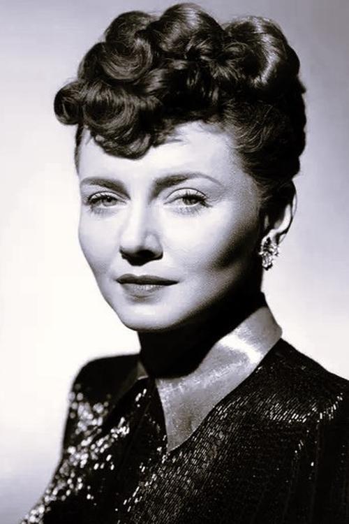 Lenore Aubert fotoğrafı