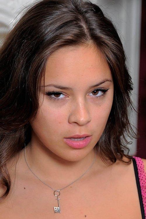 Nina James fotoğrafı