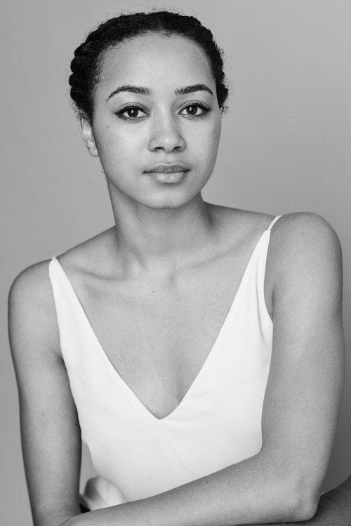 Emma Naomi fotoğrafı