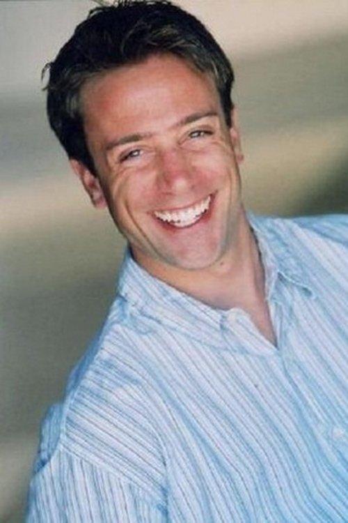 Justin Foley fotoğrafı