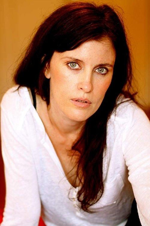 Eleanor Hutchins fotoğrafı