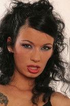 Niki Dark fotoğrafı