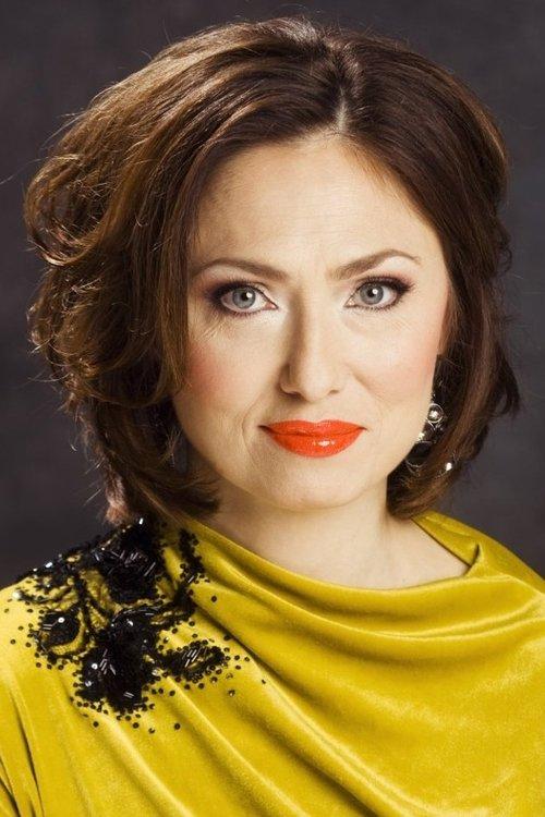 Carmen Mikiver fotoğrafı