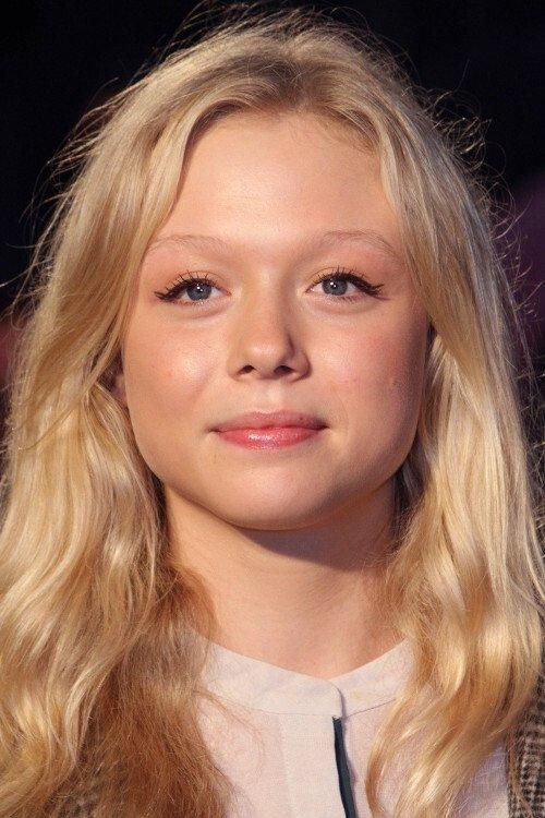 Naomi Battrick fotoğrafı