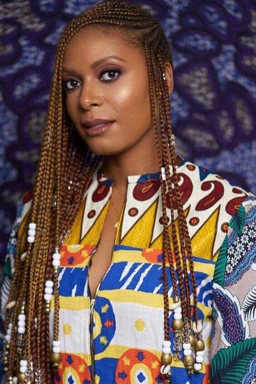 Nefertite Nguvu fotoğrafı