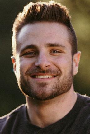 Cameron Gallagher fotoğrafı