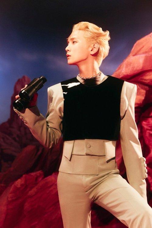 KEY 'BAD LOVE' MV film afişi