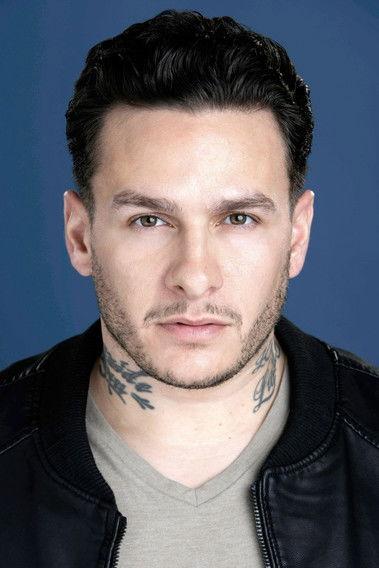 Raymond Power fotoğrafı