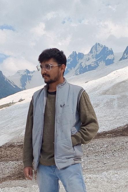 Miheel Parmar fotoğrafı