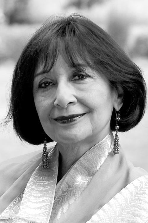 Madhur Jaffrey fotoğrafı