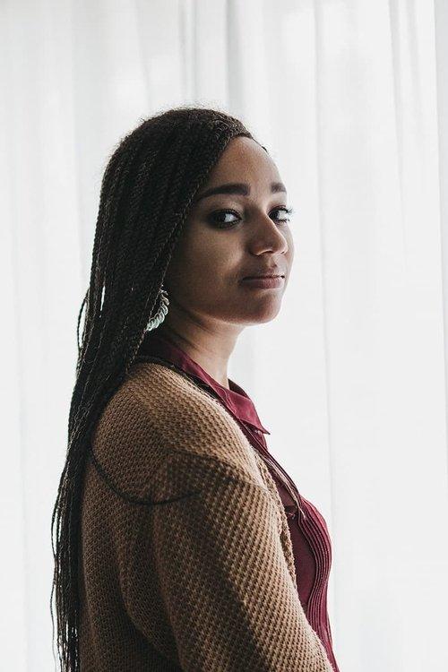 Alicia K. Harris fotoğrafı