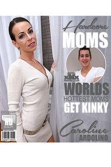 Sexy skinny MILF gets fucked by a Toyboy film afişi