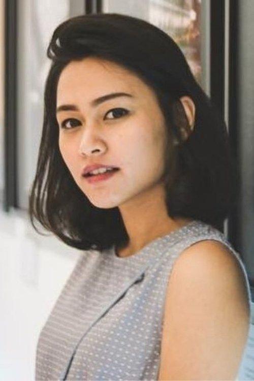 Twindy Rarasati fotoğrafı