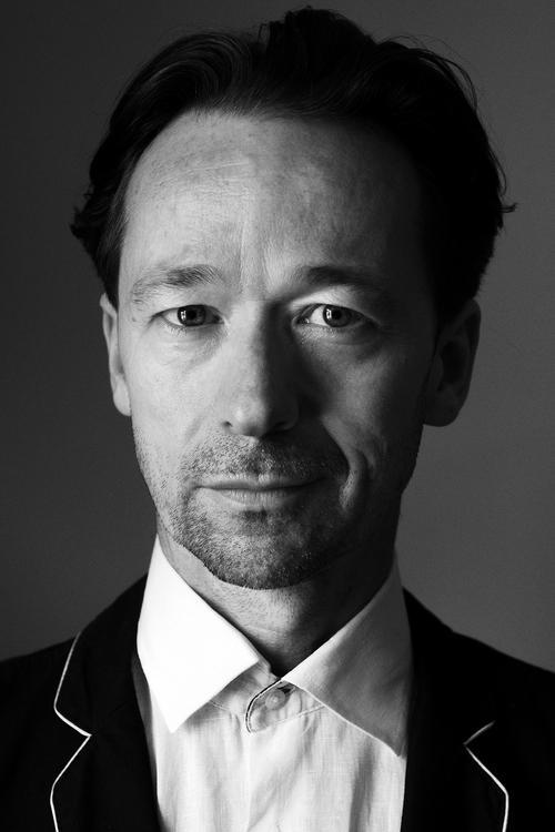 James Flynn fotoğrafı