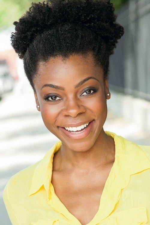 Mia Ellis fotoğrafı