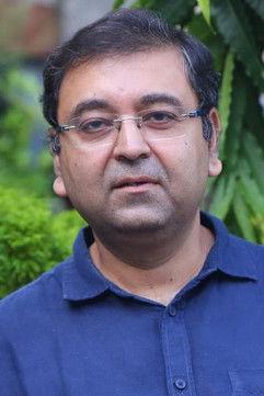 Indrasis Acharya fotoğrafı