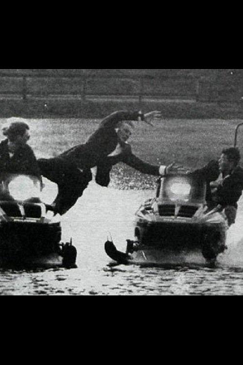 Spurning um svar film afişi