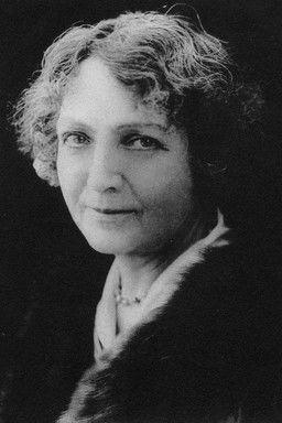 Eugénie Nau fotoğrafı