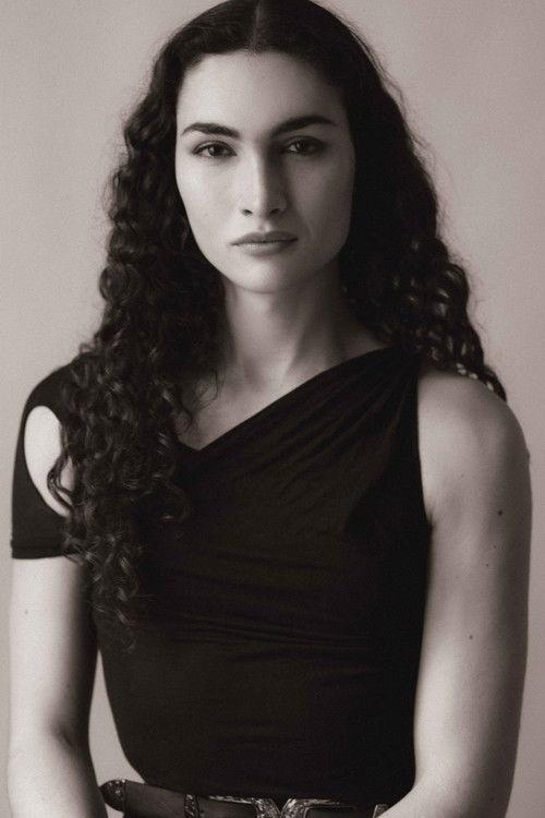 Mina Serrano fotoğrafı