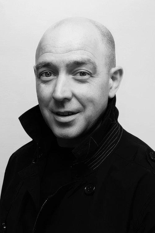 Tony McCarroll fotoğrafı